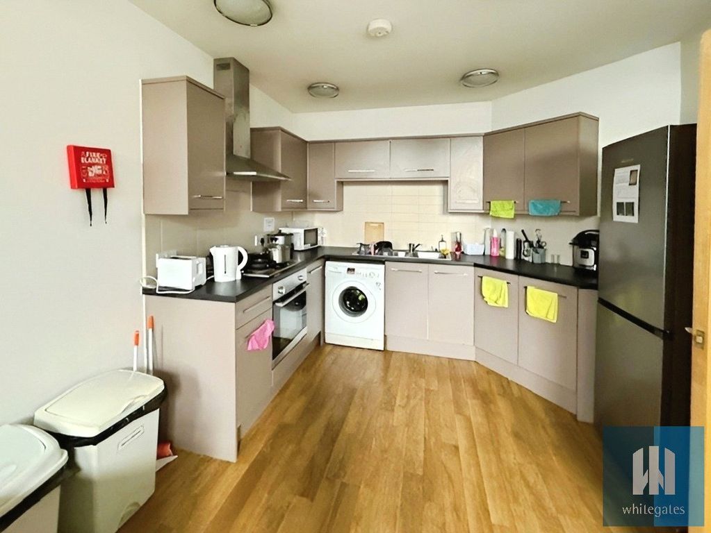 Property photo 3 of 7 Picture No. 15