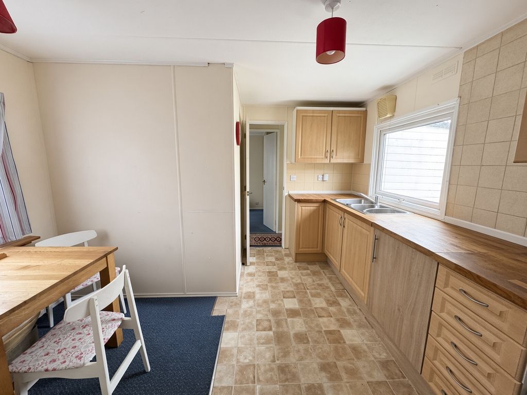 Property photo 3 of 10 Synan