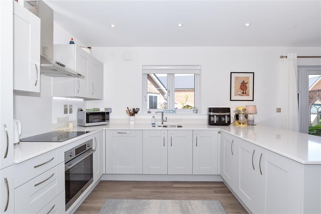Property photo 3 of 14 Kitchen/Diner