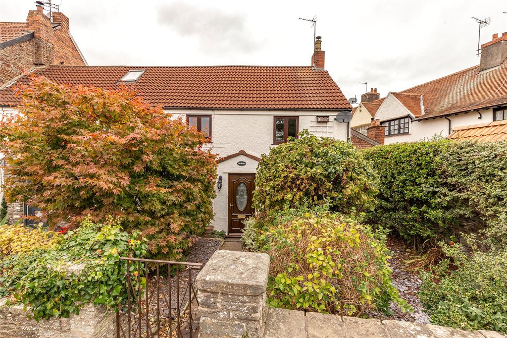 Property photo 2 of 26 Picture No. 04