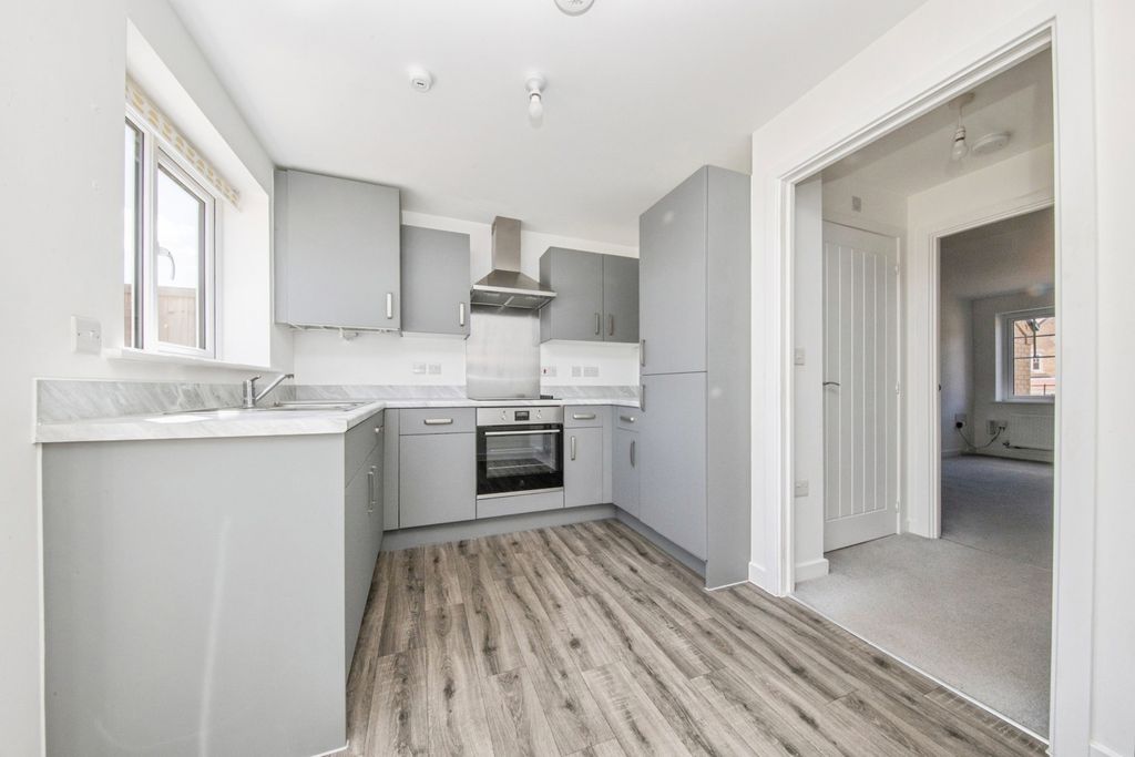 Property photo 3 of 15 Pbox-Img.Jpg