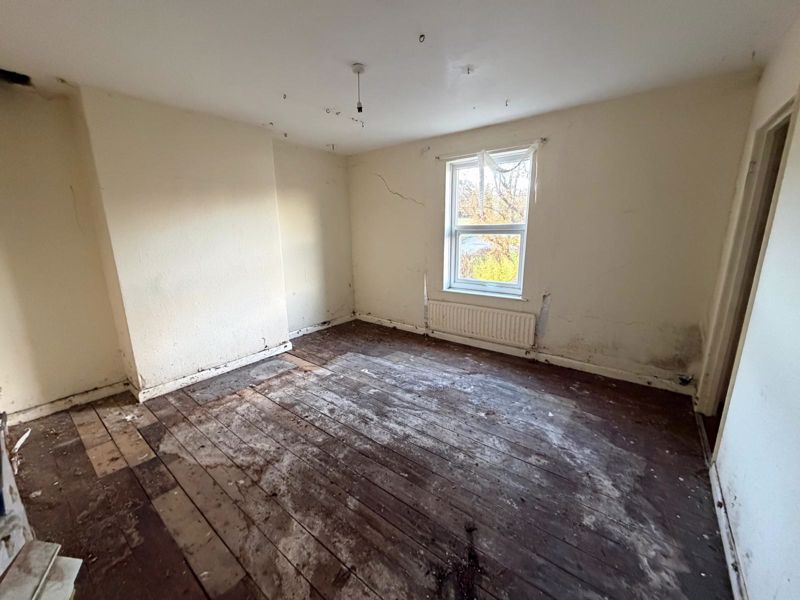 Property photo 3 of 7 Photo 3