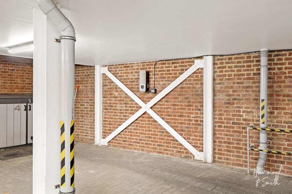 Additional image 18 of 2 bed flat for saleStar Lane, Epping CM16