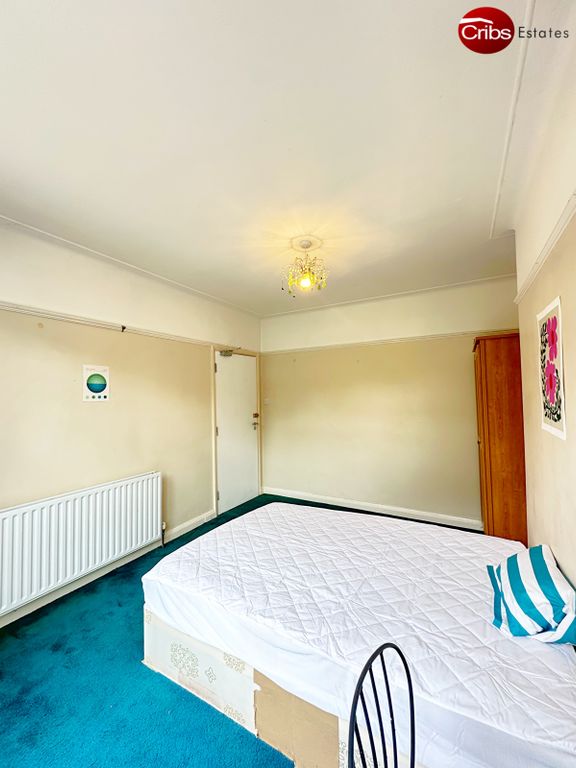 Property photo 2 of 9 Gallery