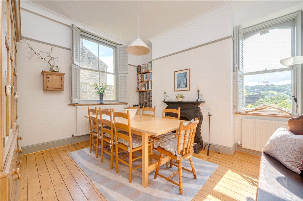 Property photo 3 of 18 Dining Room