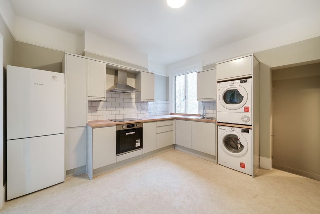 Property photo 1 of 6 976674 (4)