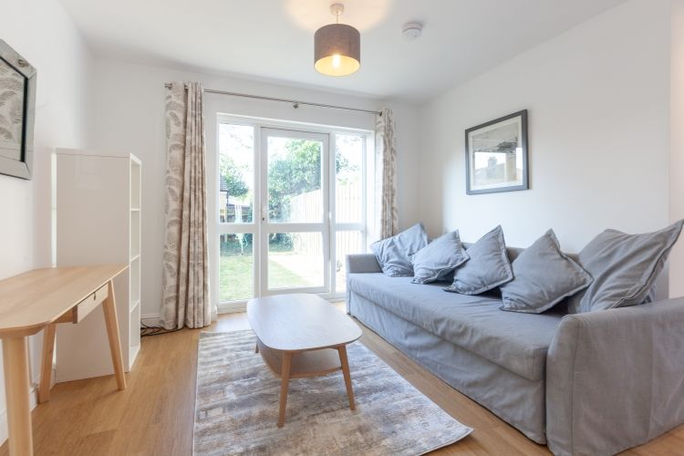 Property photo 1 of 9 235065