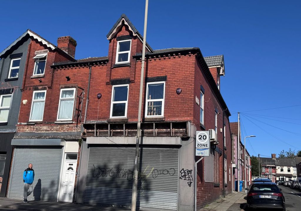 Property photo 1 of 2