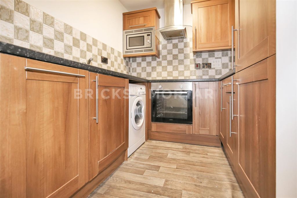 Property photo 2 of 6 Img_3661.Jpg