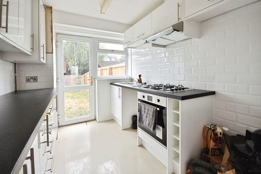 Property photo 3 of 15 Pbox-Img.Jpg