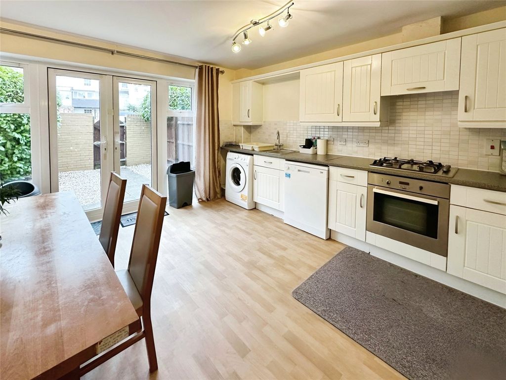 Property photo 3 of 13 Kitchen