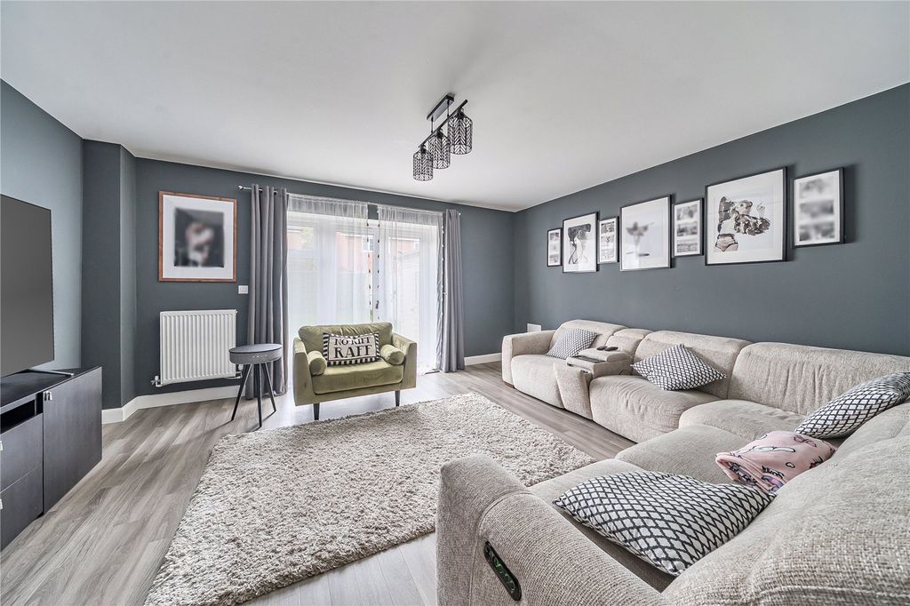 Property photo 3 of 22 Picture No. 36