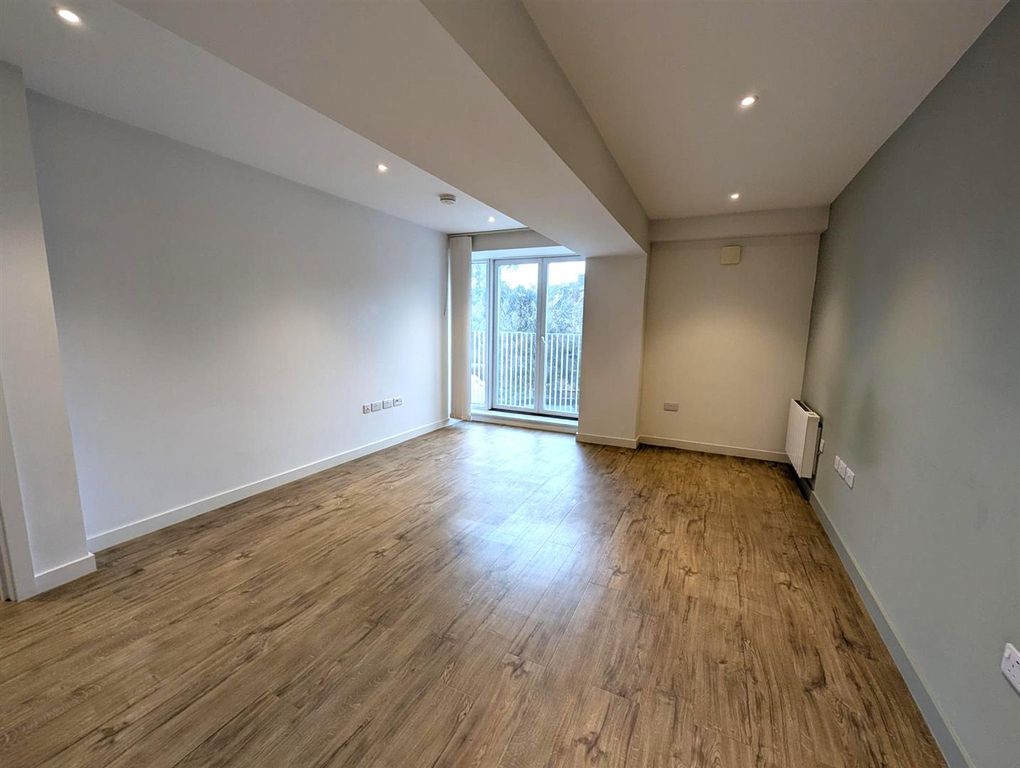 Property photo 3 of 11 Pxl_20251215_110911768.Jpg