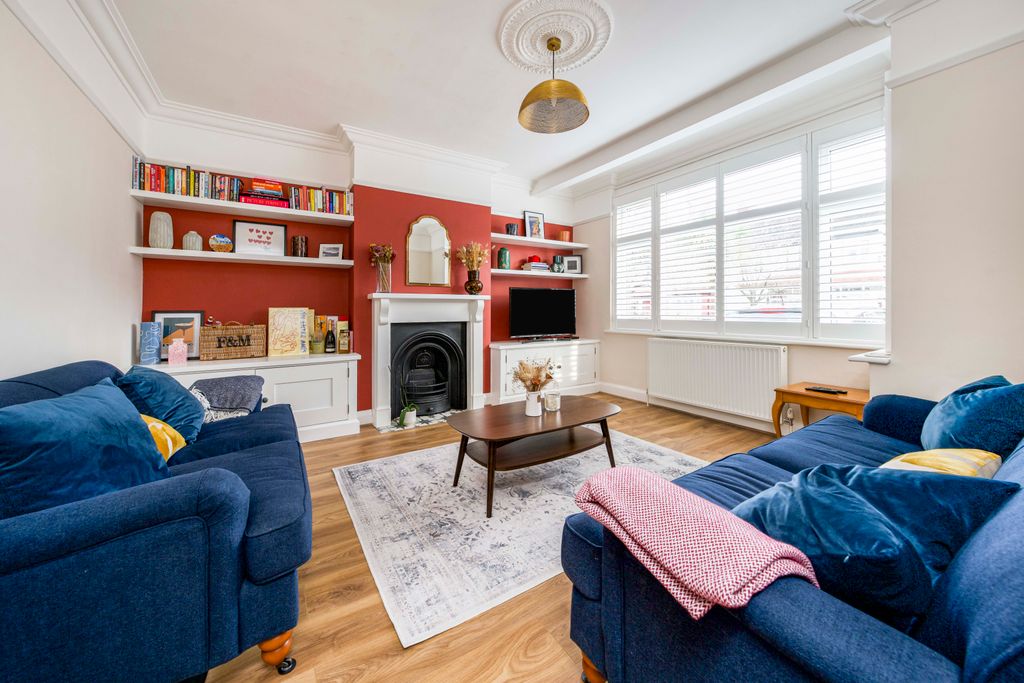 Property photo 2 of 13