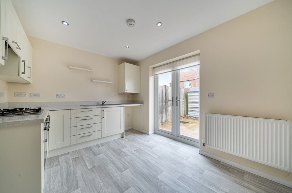 Property photo 2 of 13 1434922-6-69c665ee28632