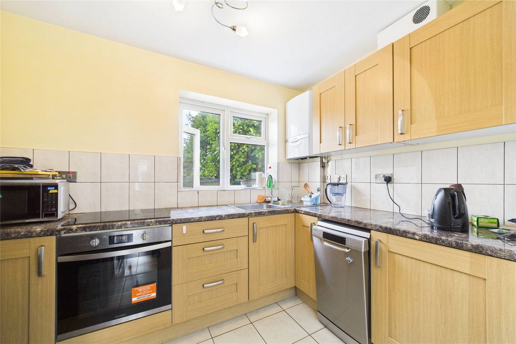 Property photo 2 of 8 Picture No. 07