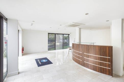 Property photo 2 of 6 A14B1Ea822E6Acd38E34dc5Ff4c0Afa7-Fre-Ground-Floor-22-Abbey-Road-4.Jpg