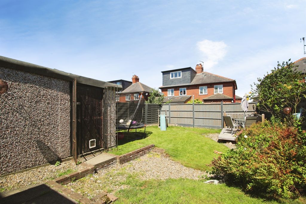 Property photo 2 of 14