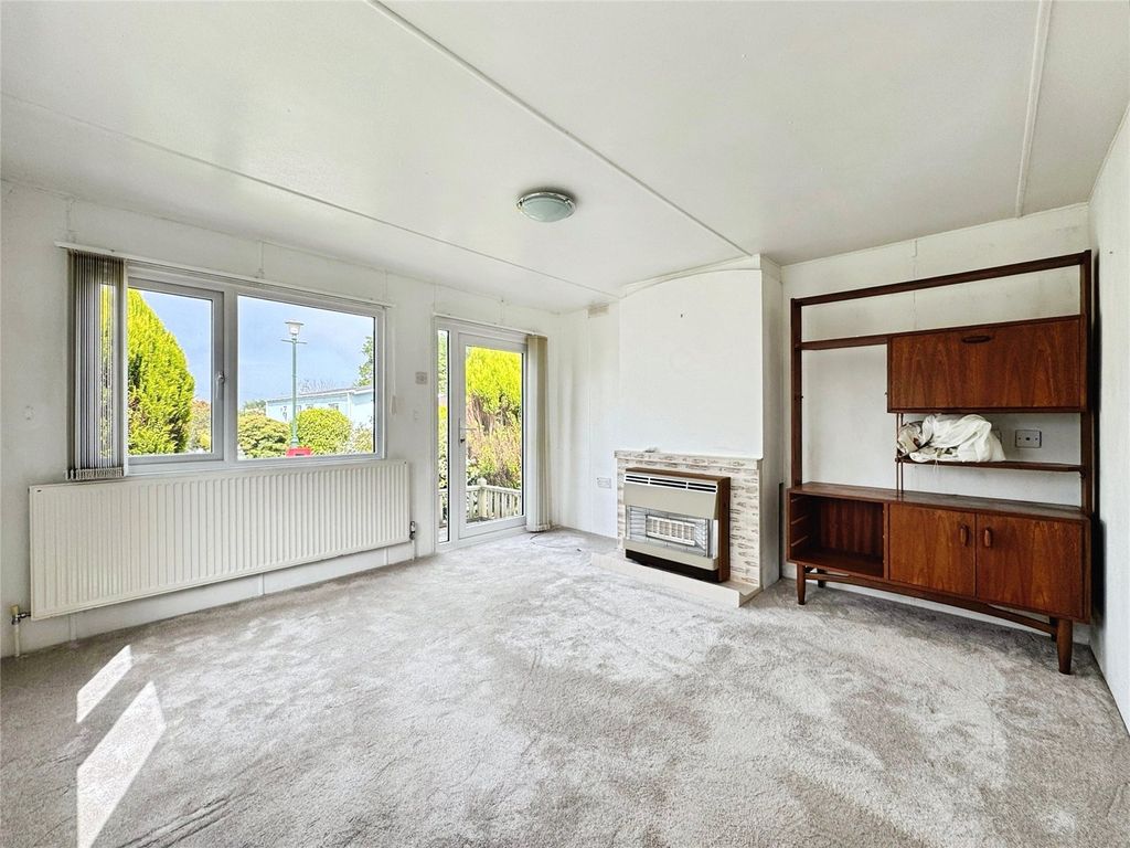 Property photo 3 of 27 Picture No. 22