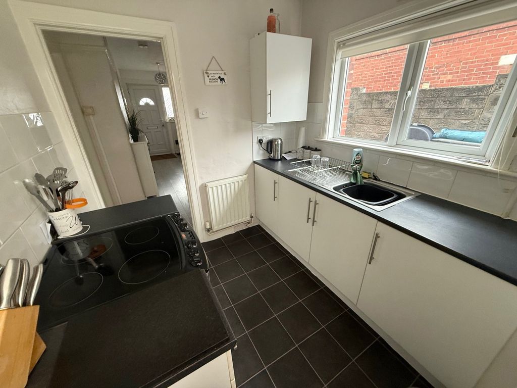 Property photo 2 of 12 Picture No. 03