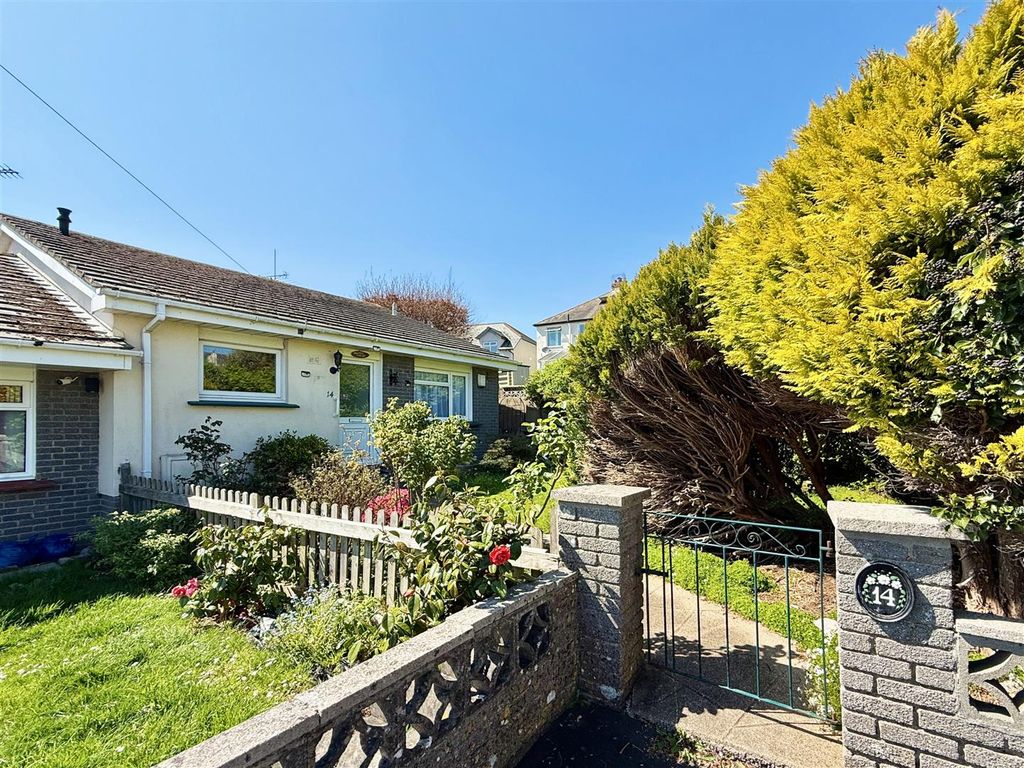 Property photo 1 of 20 Front Left.Jpg