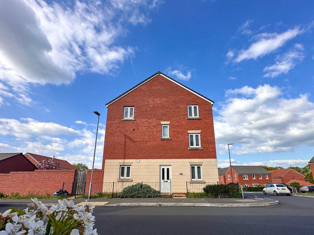 Property photo 1 of 12 5113950