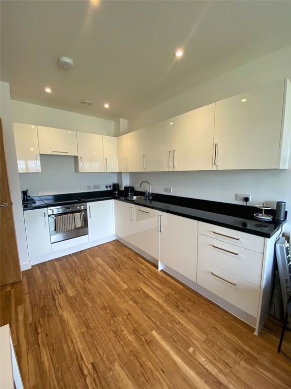 Property photo 2 of 6