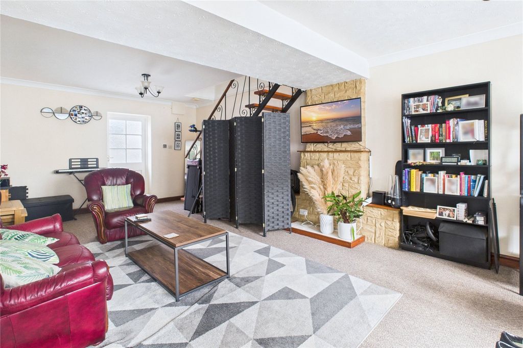 Property photo 2 of 12 Picture No. 05