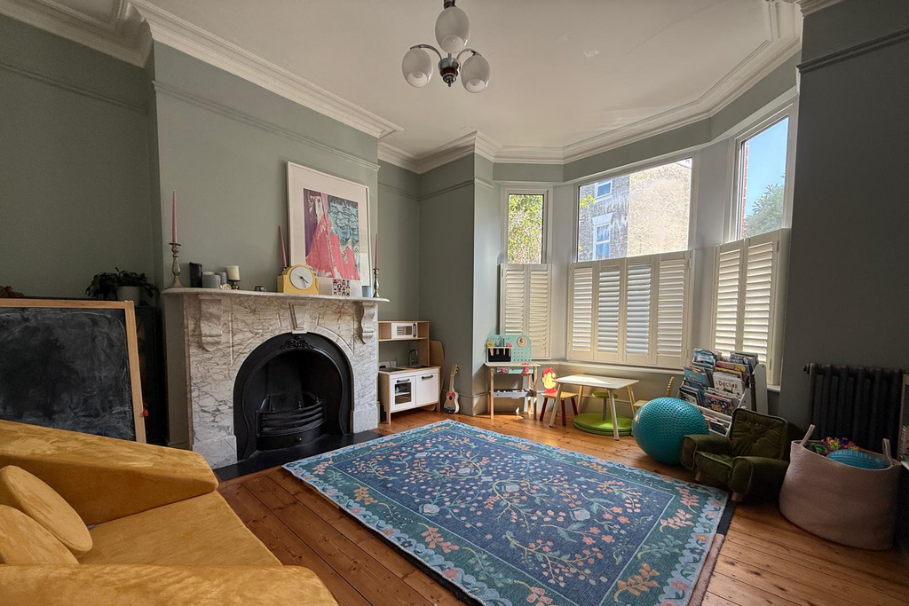 Property photo 2 of 16