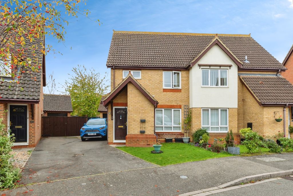 Property photo 2 of 19