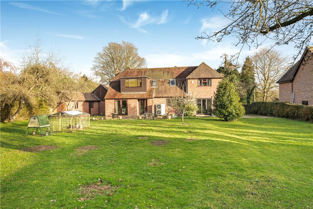 Property photo 3 of 18 Picture 3