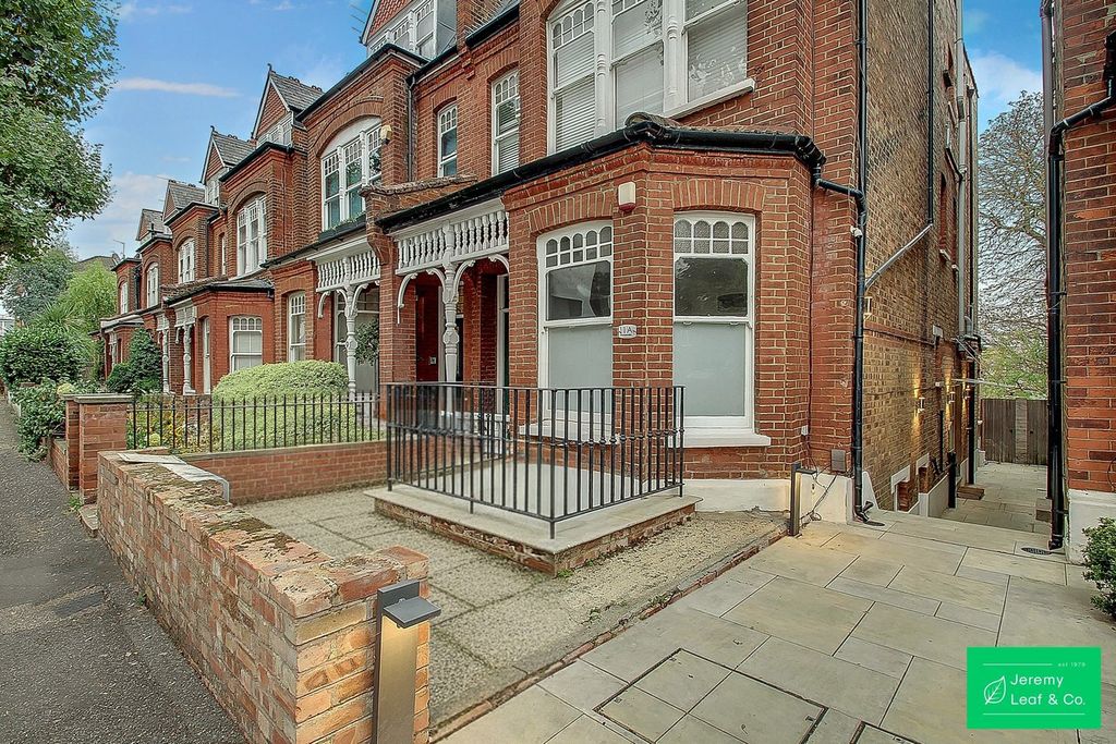 Property photo 1 of 27