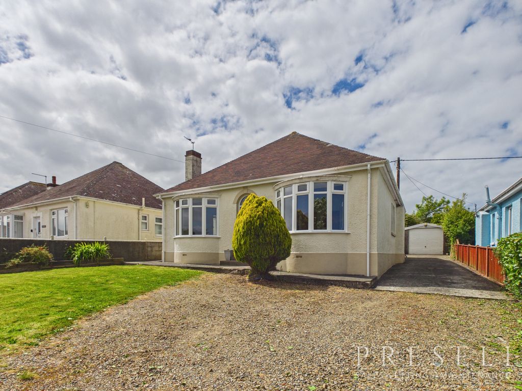 Property photo 1 of 17 Cam05119G0-Pr0092-Still021