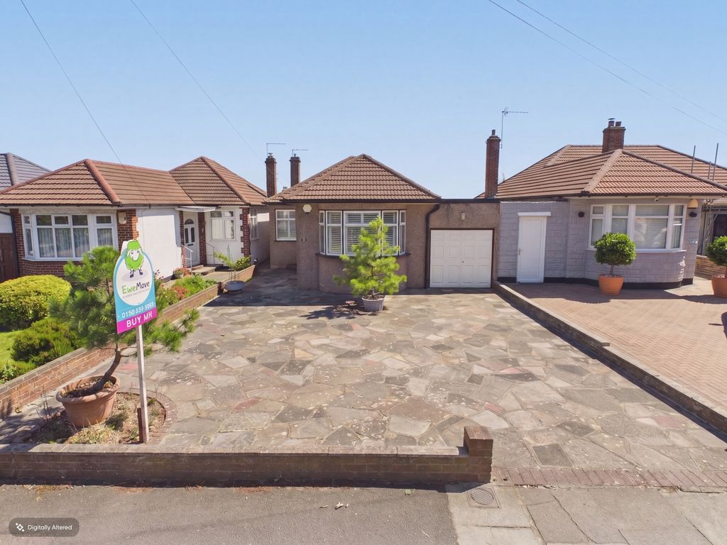 Property photo 1 of 9 Presented By Nicoleta At Ewemove Bexleyheath And
