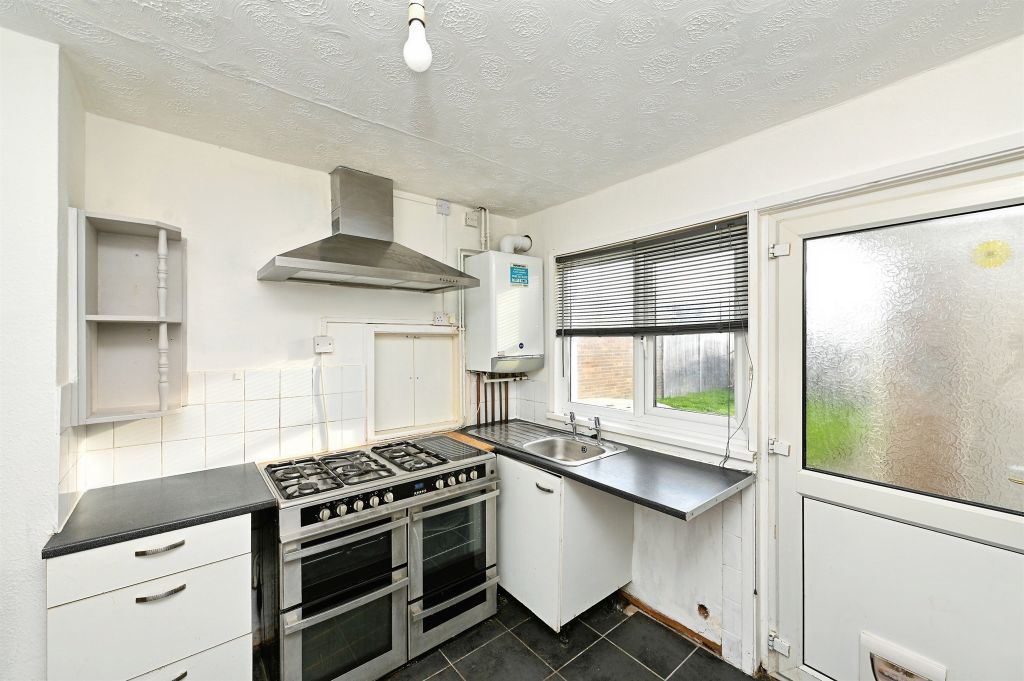 Property photo 2 of 19