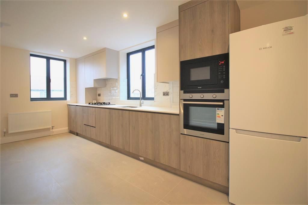 Property photo 1 of 3