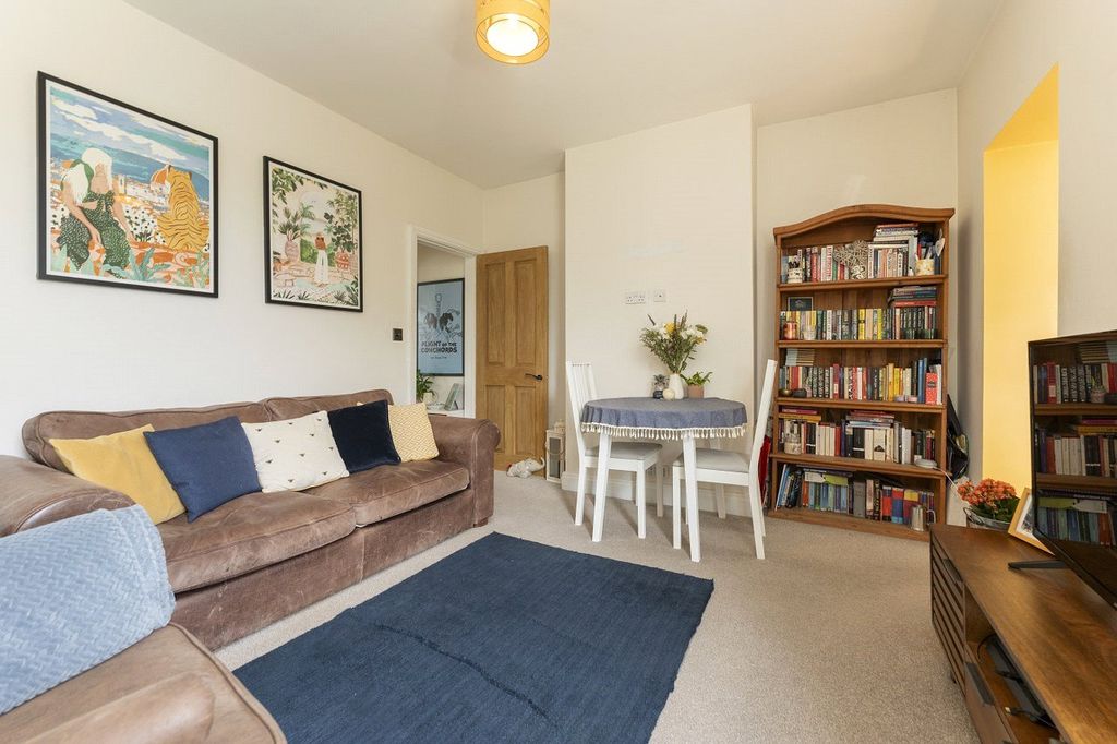Property photo 3 of 12 Picture No. 05
