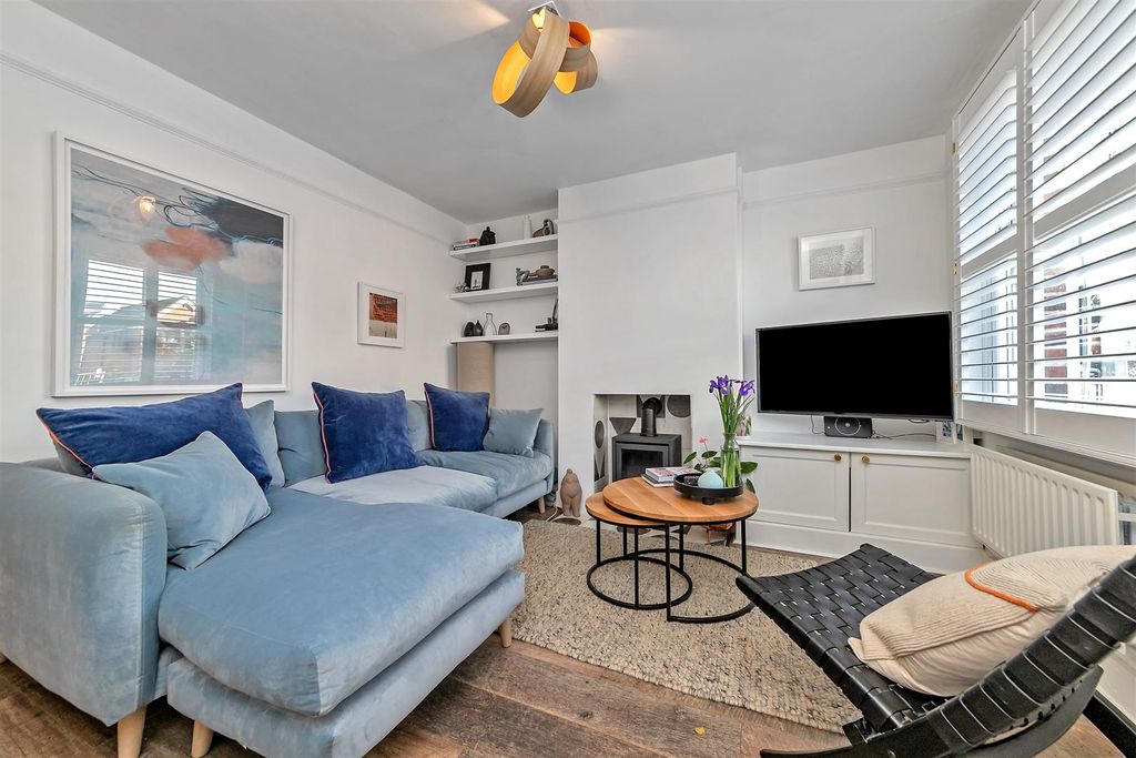 Property photo 2 of 21 48Highstreet-13.Jpg