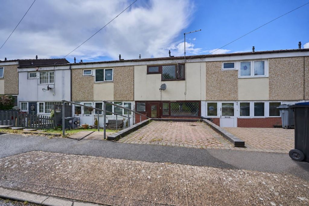 Property photo 1 of 16