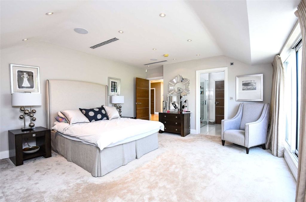 Additional image 12 of 3 bed flat to rentMurano House, 389 Cockfosters Road, Hadley Wood, Hertfordshire EN4