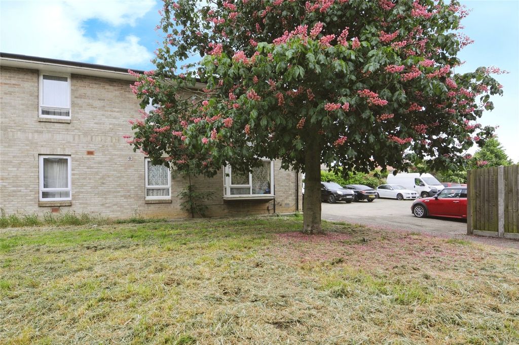 Property photo 1 of 14 Picture No. 17