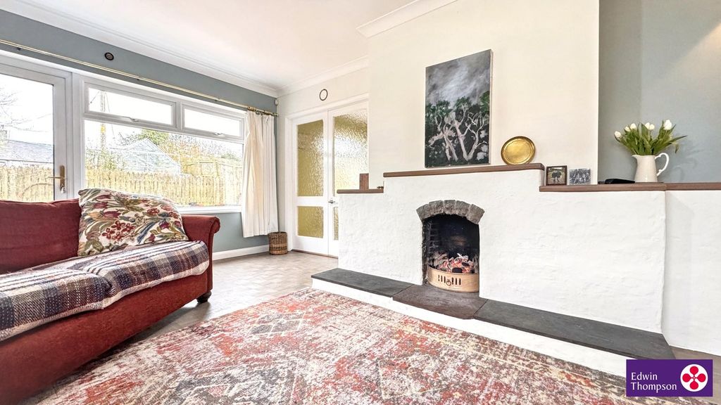 Property photo 3 of 25