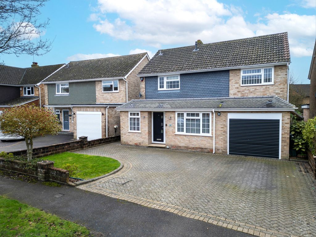 Property photo 1 of 18