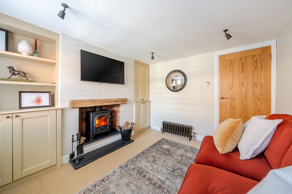 Property photo 3 of 12 Sitting Room