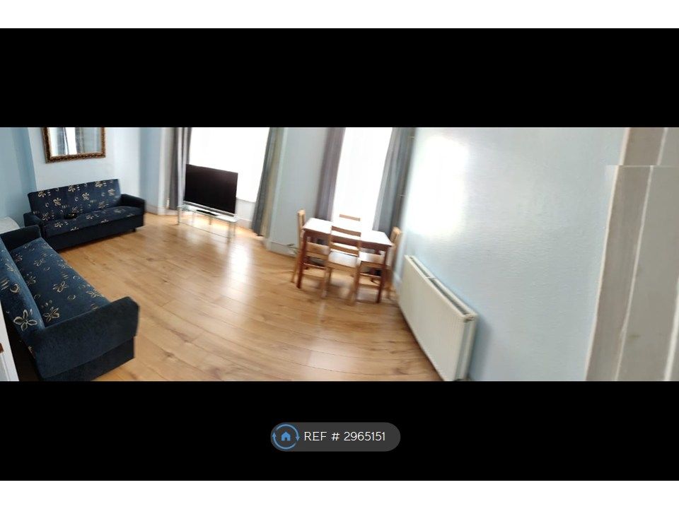 Property photo 1 of 6 Launge