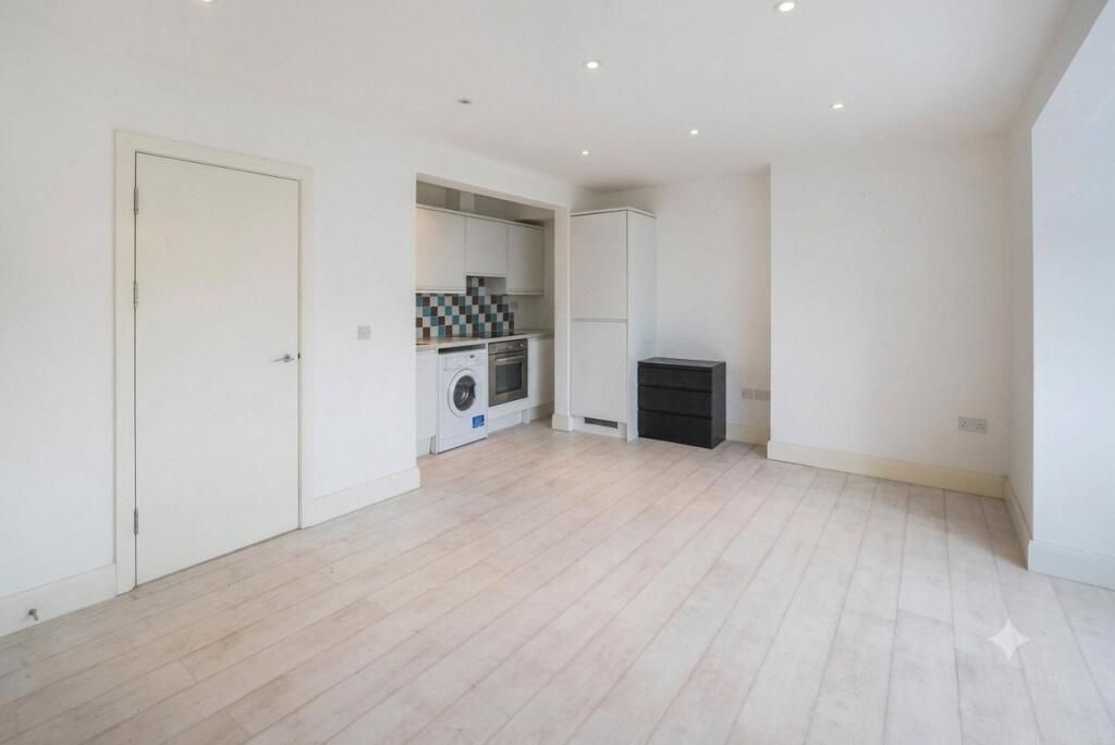 Property photo 1 of 4 Reception Room
