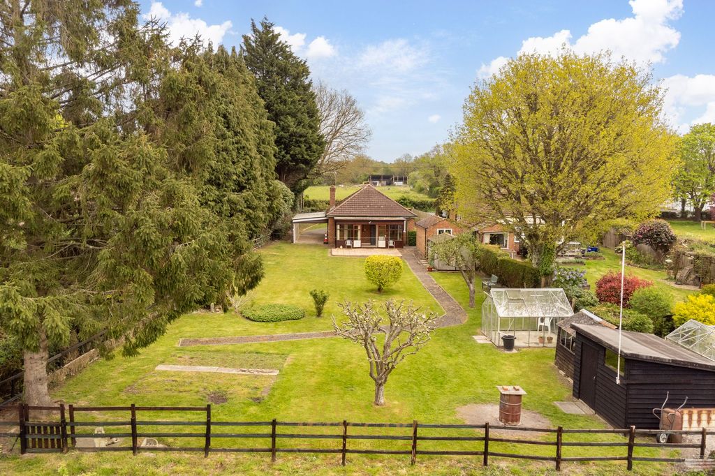 Property photo 2 of 24