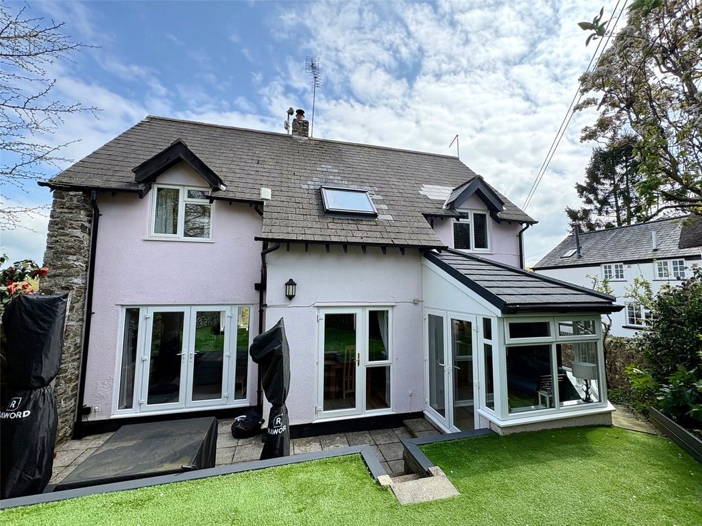 Property photo 2 of 24 Picture No. 30