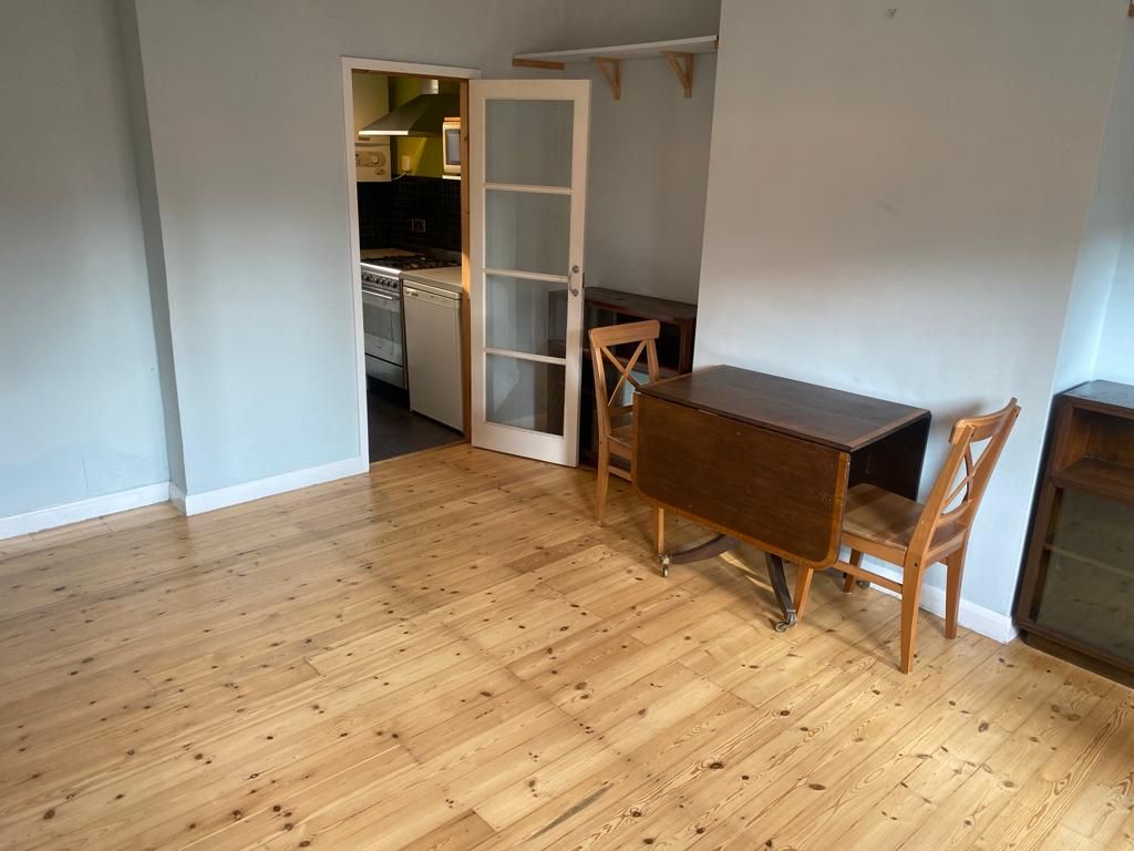 Property photo 1 of 4