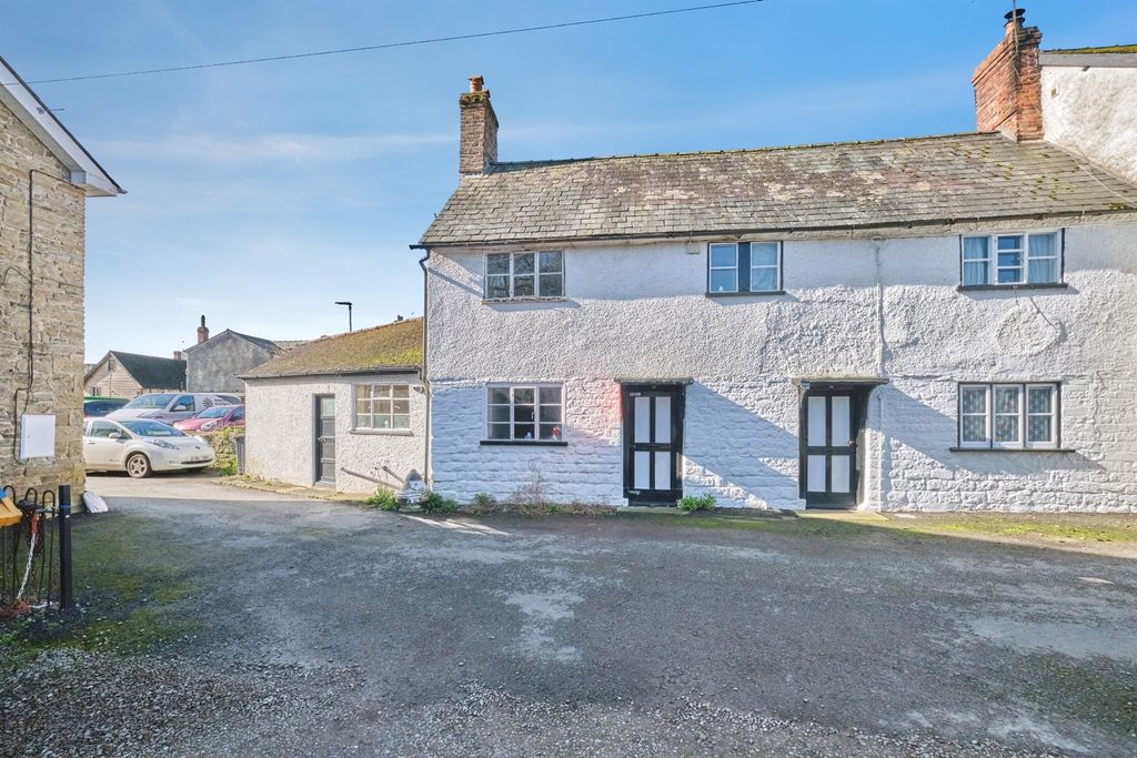 Property photo 1 of 13